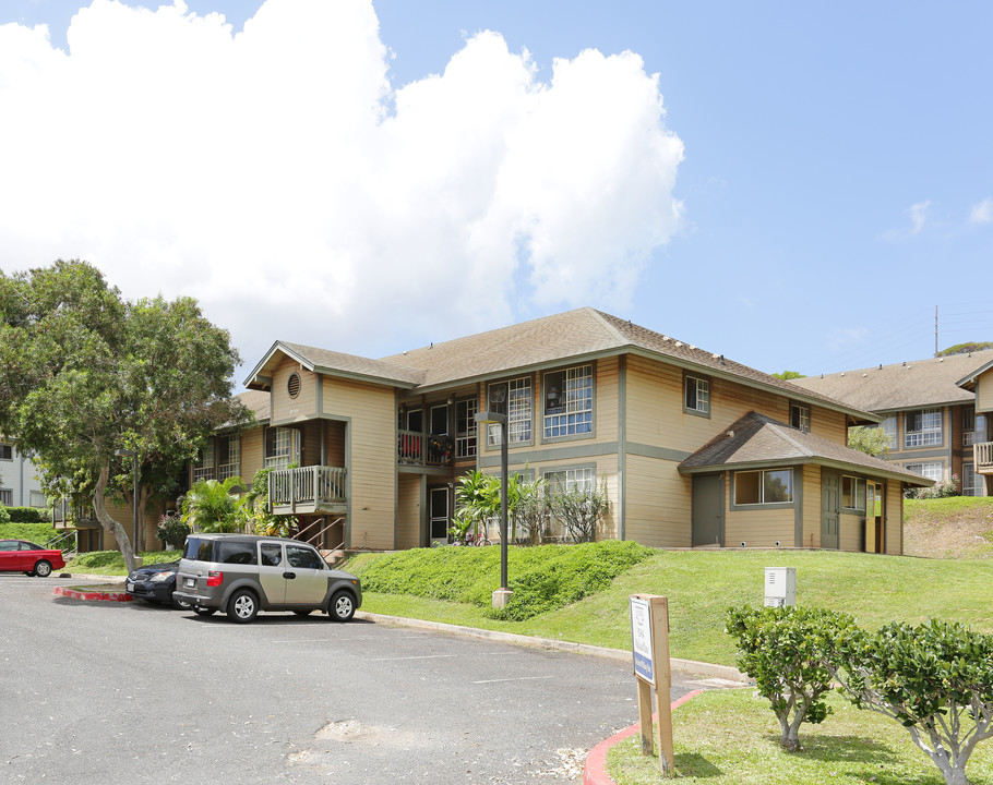 Cluster Park in Kapolei, HI - Foto de edificio