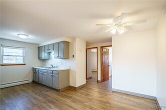 185 Mead St in North Tonawanda, NY - Building Photo - Building Photo