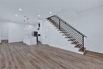 2844 S Marsalis Ave in Dallas, TX - Building Photo - Building Photo