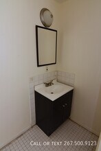 303 South St in Philadelphia, PA - Building Photo - Building Photo