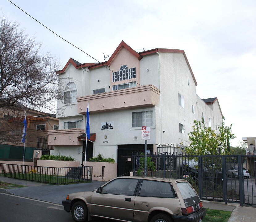 5308 Denny Ave in North Hollywood, CA - Building Photo
