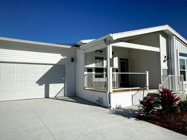 5892 Mora Pl in Elkton, FL - Building Photo - Building Photo