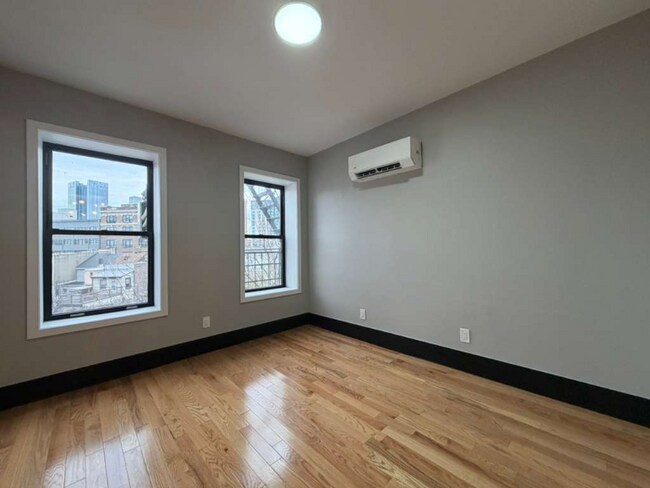 20 Reed St in Jersey City, NJ - Foto de edificio - Building Photo