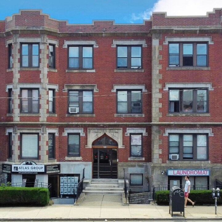 223 Harvard Ave in Boston, MA - Foto de edificio