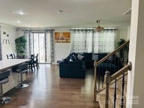 3135 Cheyney Park Dr in Charlotte, NC - Building Photo - Building Photo