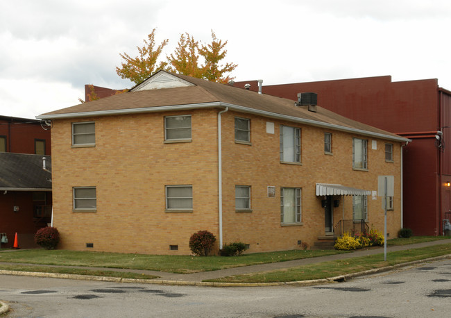 510 11th St W in Huntington, WV - Building Photo - Building Photo