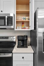 2598 Parkwood Dr, Unit 2598 in Green Bay, WI - Foto de edificio - Building Photo