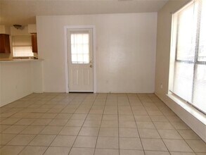 510 Victoria Dr in Grand Prairie, TX - Building Photo - Building Photo