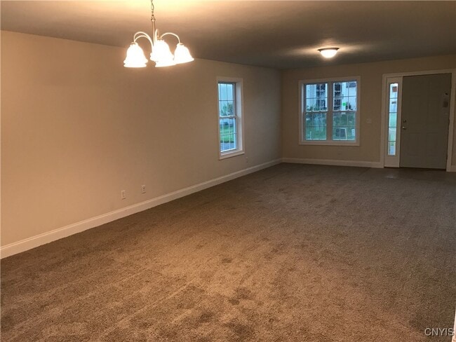 5585 St Elmos Dr in Brewerton, NY - Building Photo - Building Photo