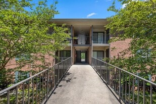 Spring Lane Apartments in Sanford, NC - Building Photo