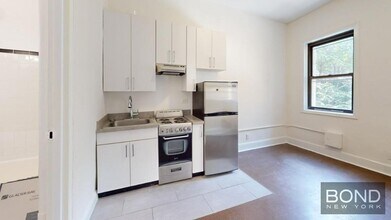 455 2nd Ave in New York, NY - Building Photo - Building Photo