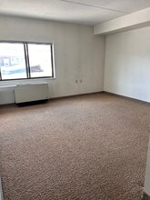 130 Walnut St, Unit C in Findlay, OH - Foto de edificio - Building Photo
