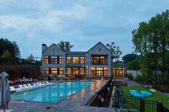 NOVEL Mallard Creek by Crescent Communities in Charlotte, NC - Foto de edificio - Building Photo