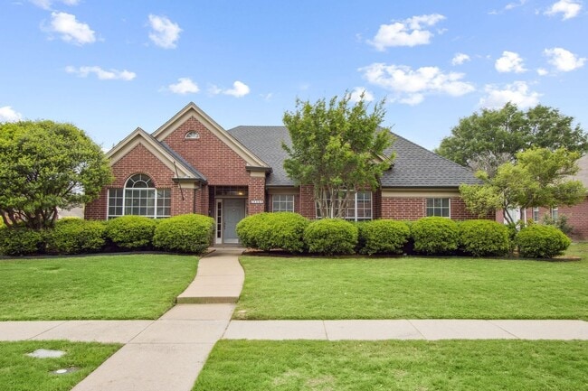 property at 7101 Bouquet Dr