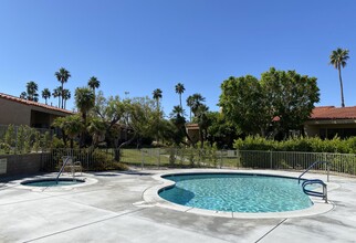 695 S Cll Petunia in Palm Springs, CA - Building Photo - Building Photo