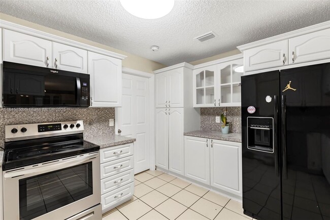 property at 5070 Ponderosa Ln