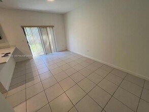 28721 SW 132nd Pl in Homestead, FL - Foto de edificio - Building Photo