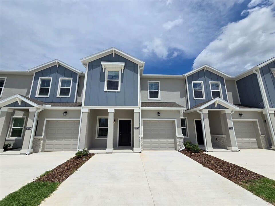 3070 Chantilly Dr in Davenport, FL - Building Photo