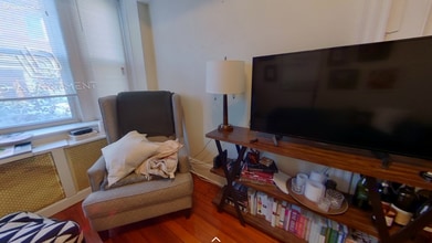 208A Winthrop Rd in Brookline, MA - Building Photo - Building Photo