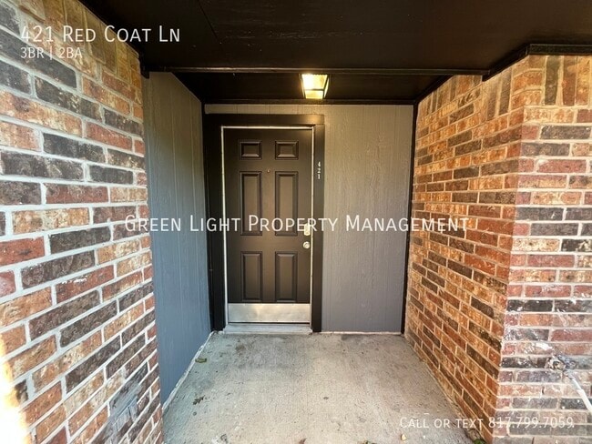 421 Red Coat Ln in Arlington, TX - Building Photo - Building Photo