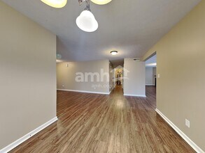 1230 Highland Lake Way in Brownsburg, IN - Building Photo - Building Photo