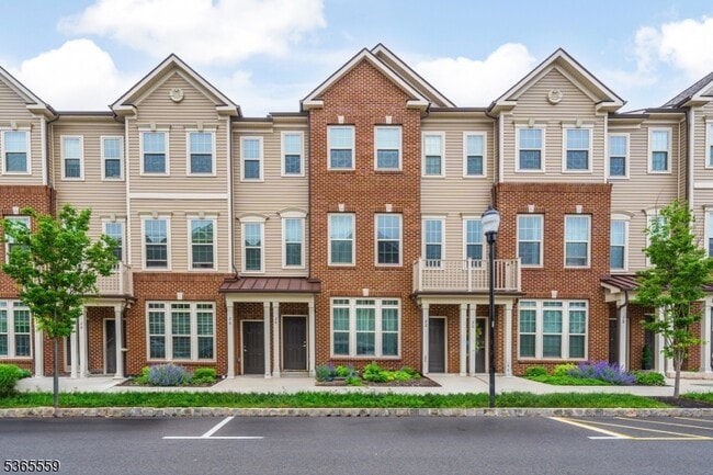 24 Sternadori Rd in Somerville, NJ - Building Photo - Building Photo
