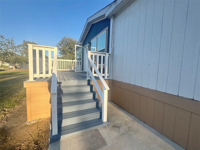 property at 4721 Wickwillow Ln