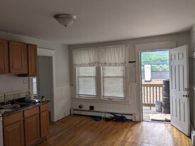 174 Blanchard St in Berlin, NH - Building Photo