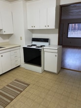 211 N 16th Ave-Unit -211.5 in Yakima, WA - Building Photo - Building Photo