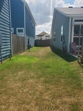 1628 Arbor Knot Dr in Kyle, TX - Foto de edificio - Building Photo