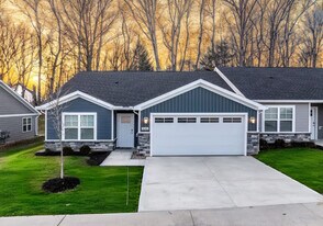 The Villas at Wyles Farms in Kent, OH - Building Photo