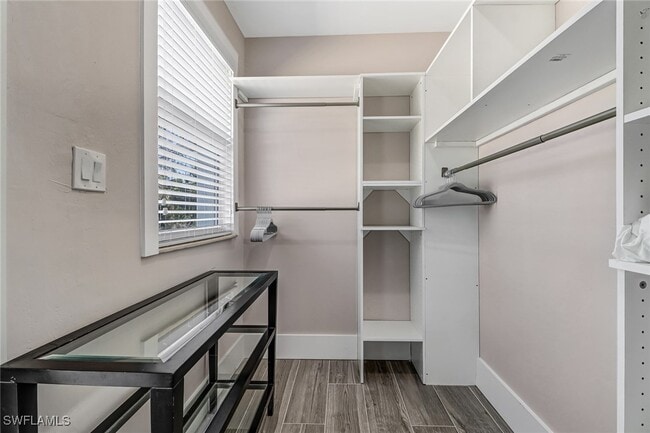 property at 3470 Lakeview Dr