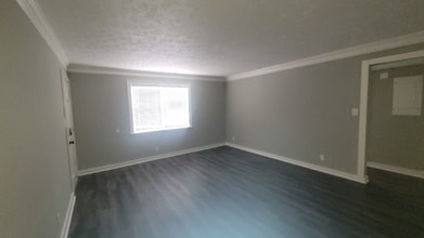 393 Stone Mountain St in Lawrenceville, GA - Building Photo - Building Photo