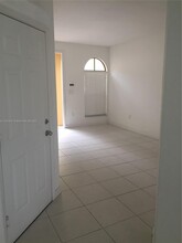 10284 NW 30th Terrace in Doral, FL - Building Photo - Building Photo