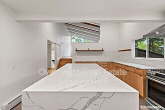 4720 Talus Dr in Anchorage, AK - Building Photo - Building Photo