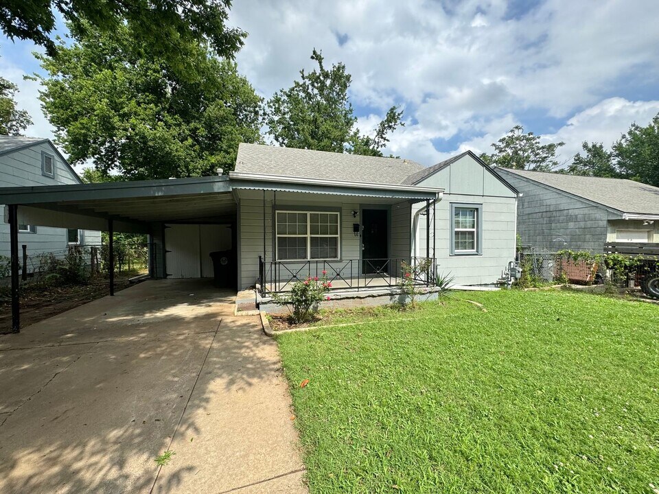 815 N Gary Pl in Tulsa, OK - Building Photo