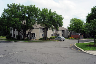 Squadron Gardens Apartments