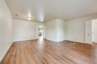 411 Tiffany Trail in Richardson, TX - Building Photo - Building Photo