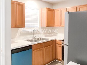 1735 Thriftwood Dr in Charlotte, NC - Foto de edificio - Building Photo