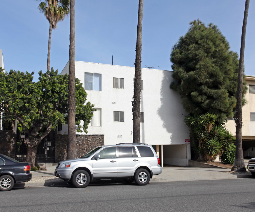 1247 12th St in Santa Monica, CA - Building Photo