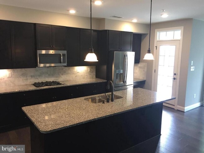 6489 Jack Linton Dr N in Frederick, MD - Building Photo - Building Photo