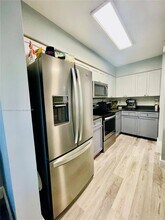 8130 NW 15th Manor in Plantation, FL - Building Photo - Building Photo