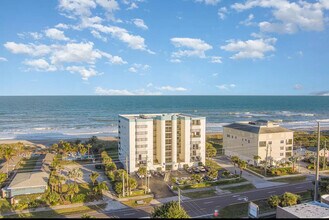 1835 S Atlantic Ave in Cocoa Beach, FL - Building Photo - Building Photo