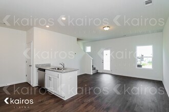 106 Dudley Wy in Cartersville, GA - Building Photo - Building Photo