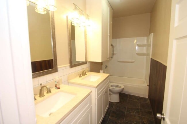 property at 422 Tennessee St