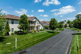 Fox Chase Luxury in Cheswick, PA - Foto de edificio - Building Photo
