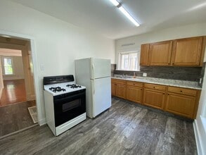 198-200 Westwood Ave in Akron, OH - Building Photo - Building Photo
