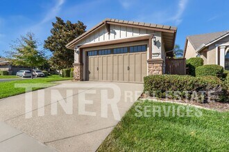9656 Oakham Way in Elk Grove, CA - Building Photo - Building Photo