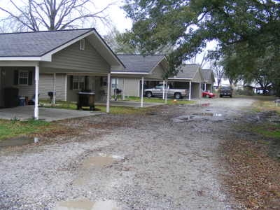 359 Saizan Ave in Port Barre, LA - Foto de edificio