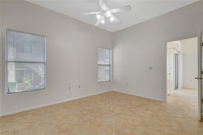 property at 2305 W Horizon Ridge Pkwy